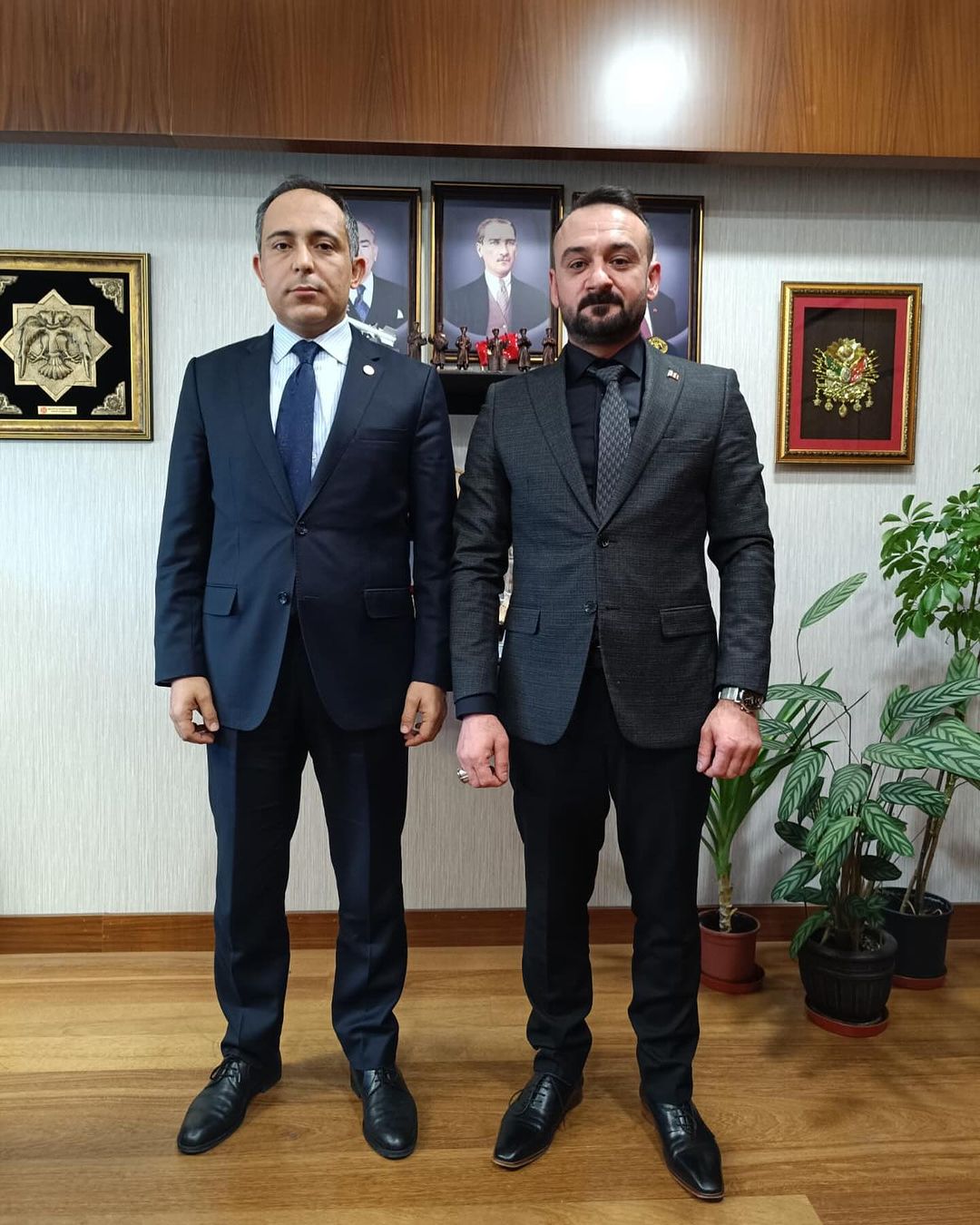 mustafa dalgıç mhp konya milletvekili konur alp koçakı ziyaret etti